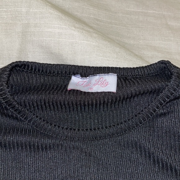 Pink Lily bosdysuit - Picture 2 of 2